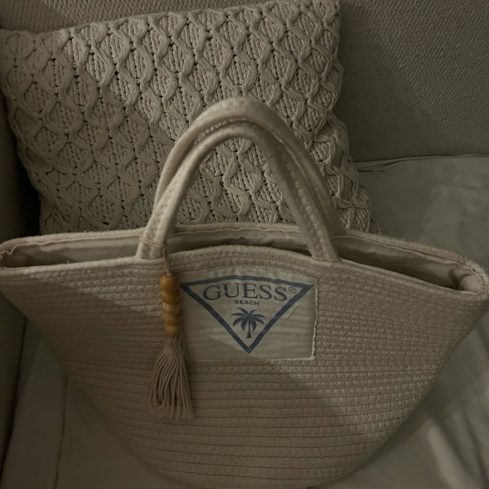 GUESS white Beach Tote Bag - Picture 3 of 4